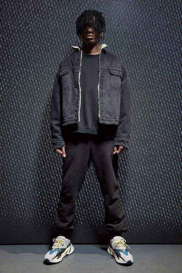 Yeezy 칸예웨스트 브랜드 2017 컬렉션.jpg | 인스티즈