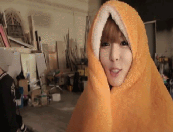 알바뛰는 국민 백수녀.gif | 인스티즈