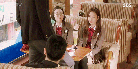 [질투의화신] 그냥 앉아있는데 웃겼던 고경표 ㅋㅋㅋㅋ | 인스티즈