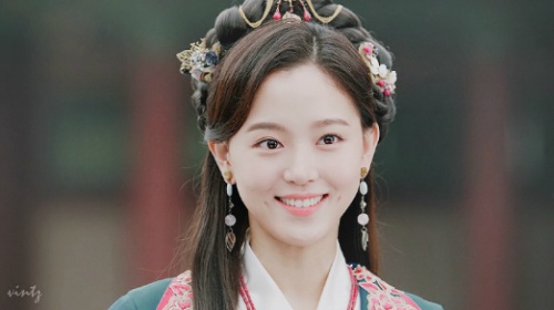 [고르기] 기다리는 공주와 지켜주는 호위무사 중 고르기 (동성) | 인스티즈