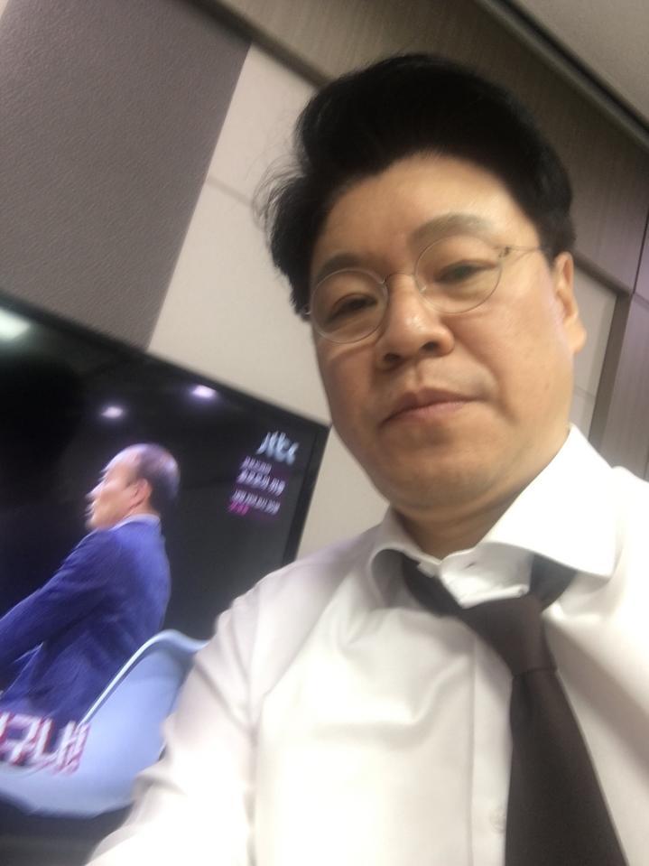 저도 장제원의원님한테 사진받음 ㅋㅋㅋㅋㅋㅋㅋㅋㅋㅋㅋㅋㅋ | 인스티즈