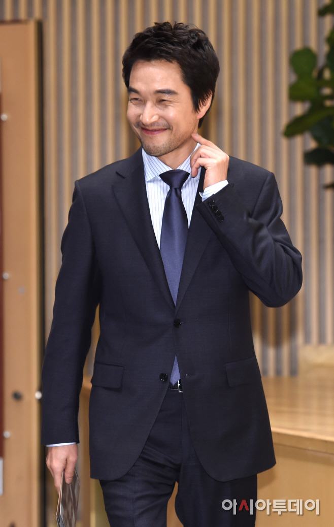 오늘자 한석규 | 인스티즈