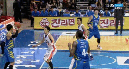 하루하루 급노화하고 있는 이상민 감독 | 인스티즈