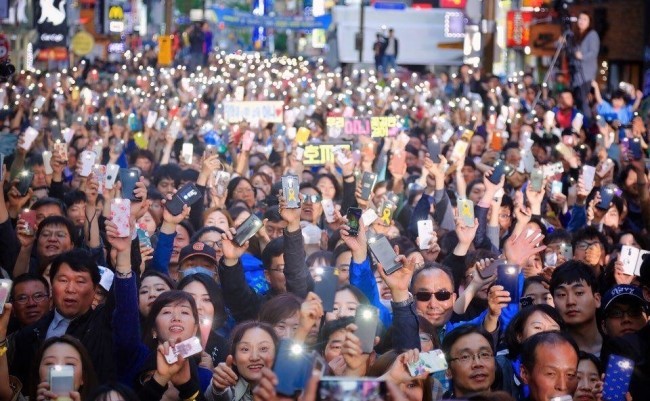 언론에 잘 나오지 않는 문재인 유세현장 (4월22일 부산, 21일 인천) [출처] 경인선 | 인스티즈