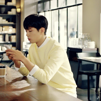 과일 소주 광고 모델이 남자라면?.gif | 인스티즈