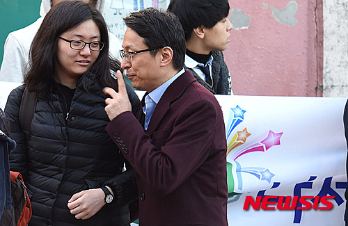 수능날 부모님.jpg | 인스티즈