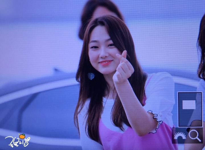 오늘자 강미나 공항패션.jpg | 인스티즈