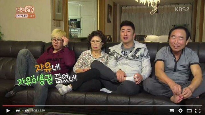 진짜사나이보는 장동민.jpg | 인스티즈