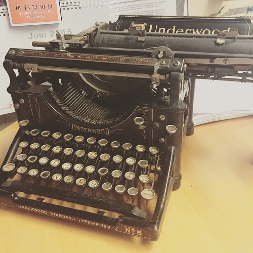 [타자기] 아날로그적 감성 불러일으키는 아이템 | 인스티즈