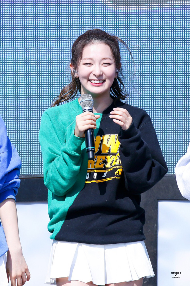 레드벨벳 짤털 | 인스티즈