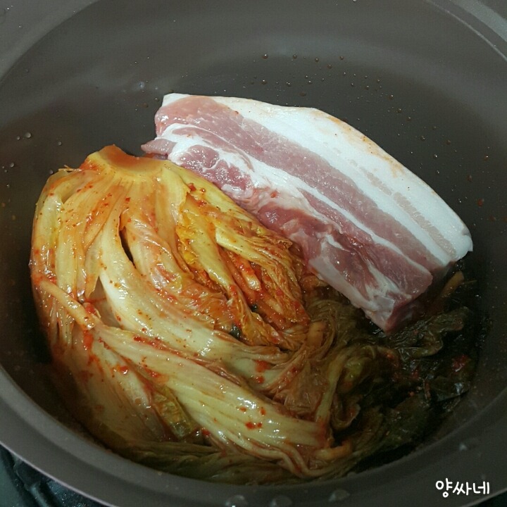 돼지고기 묵은지찜? 알배추 굴보쌈? | 인스티즈