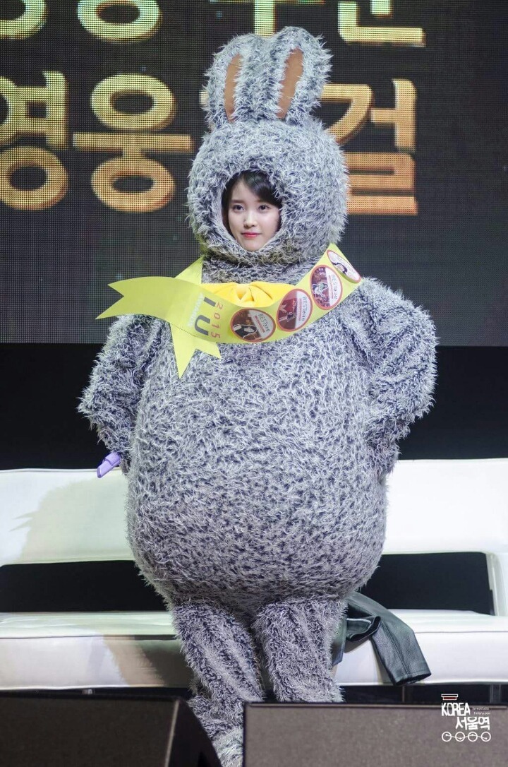 제일 좋아하는 아이유 짤 몇개.jpgif | 인스티즈