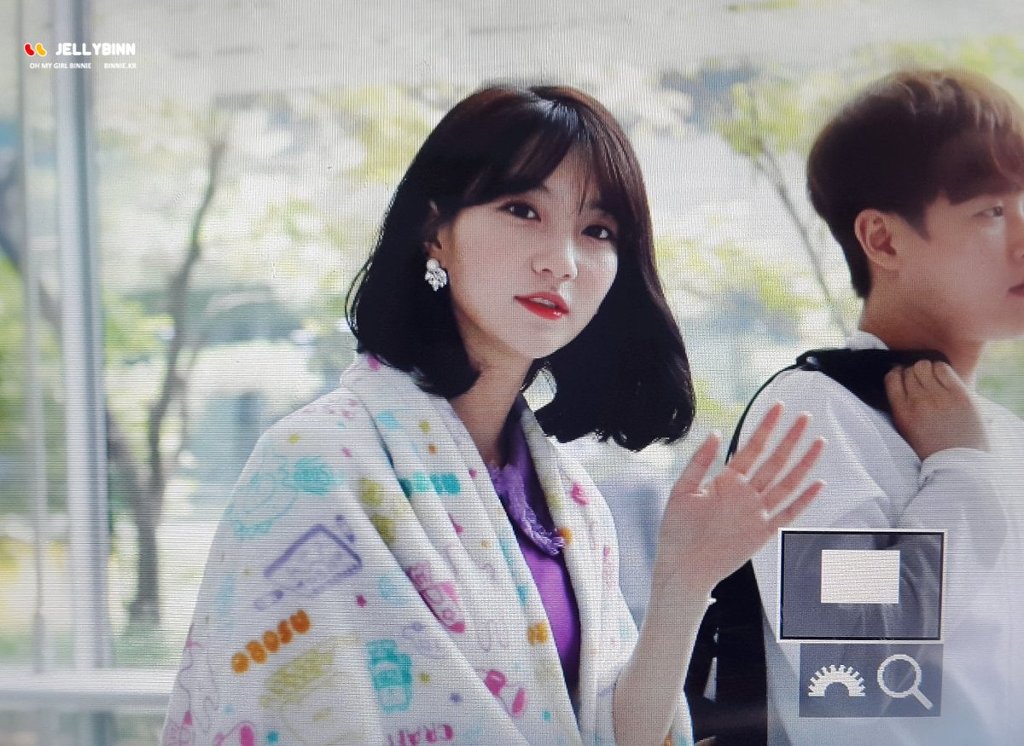 오늘자 앞머리 깐 오마이걸 비니 | 인스티즈