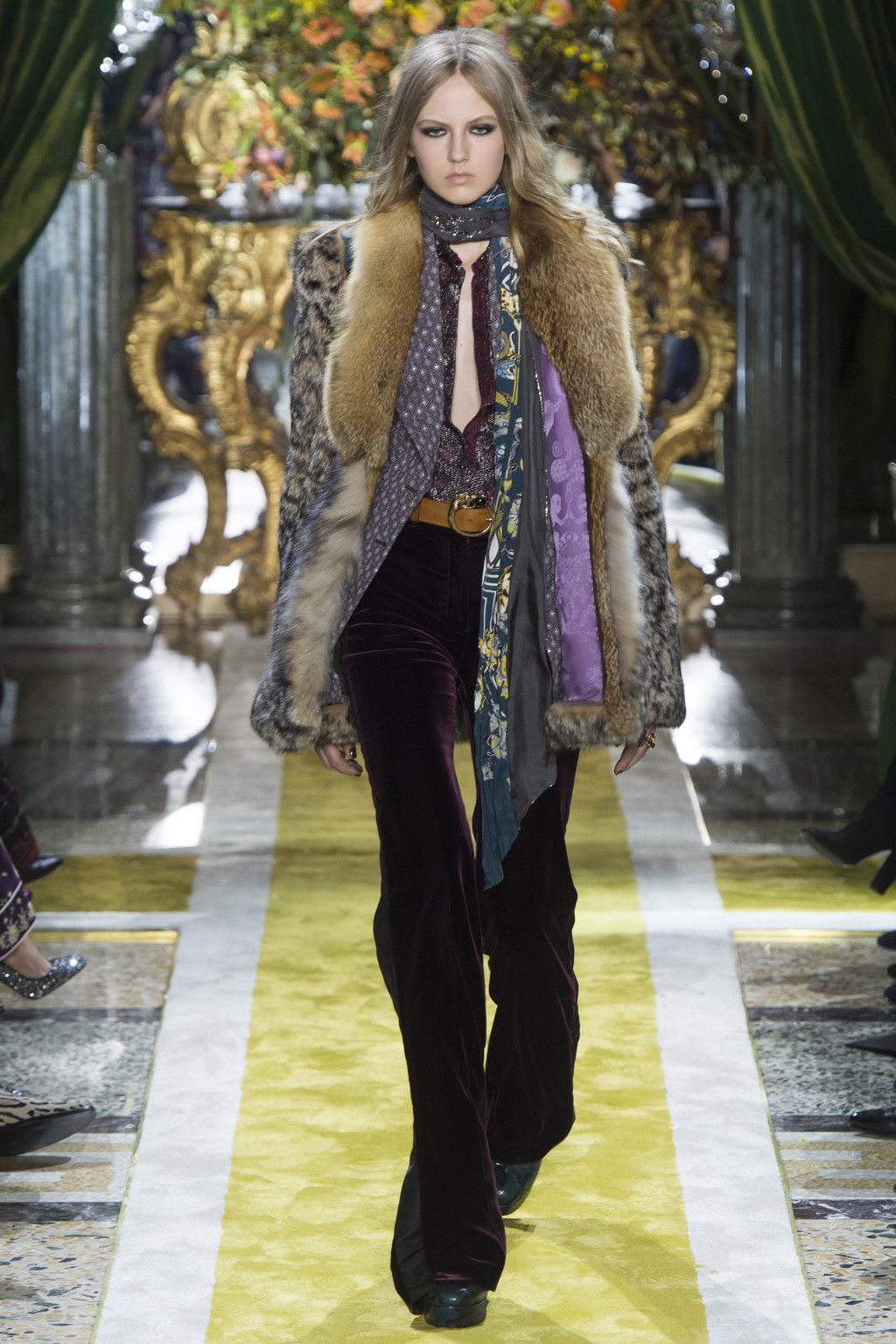 Roberto Cavali 2016 FallWinter RTW Milan | 인스티즈