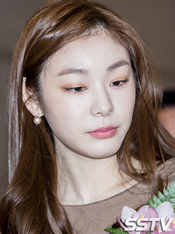 오늘자 김연아 | 인스티즈