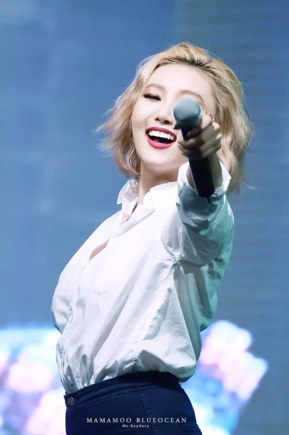  마마무에서 하체와 머리색을 담당하는 화사 청발 vs 홍발 vs 금발 vs 흑발 | 인스티즈