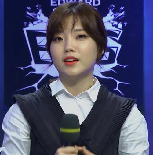 롤드컵 1,2,3일차 세체통 채동희 짤 모음.gif | 인스티즈