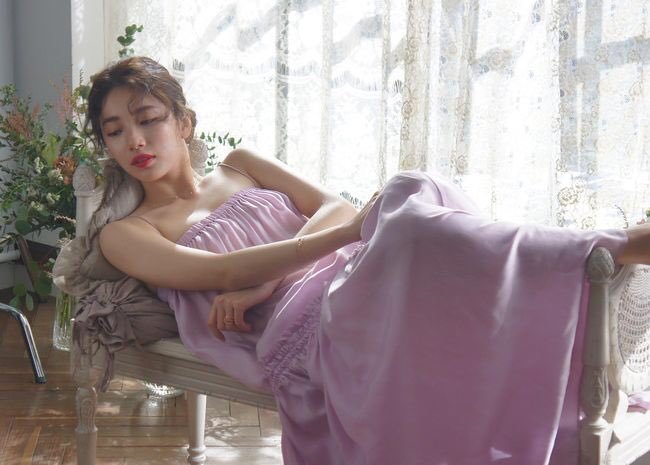 수지 무보정 비하인드컷 | 인스티즈