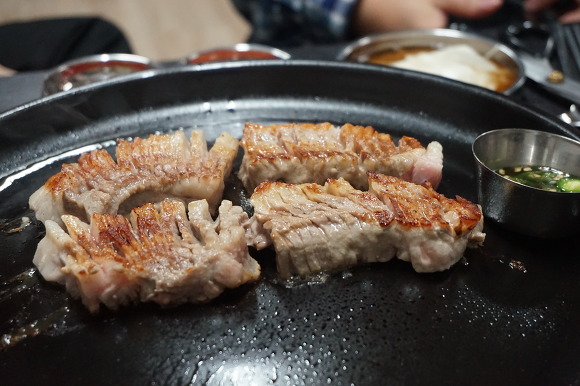 돼지삼촌 이미지