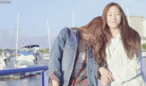 [러블리즈] 서지수 & 이미주 커플 gif | 인스티즈