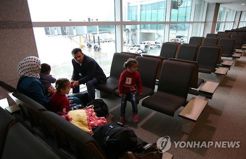 오늘 인천공항으로 들어온 시리아 난민.jpg | 인스티즈