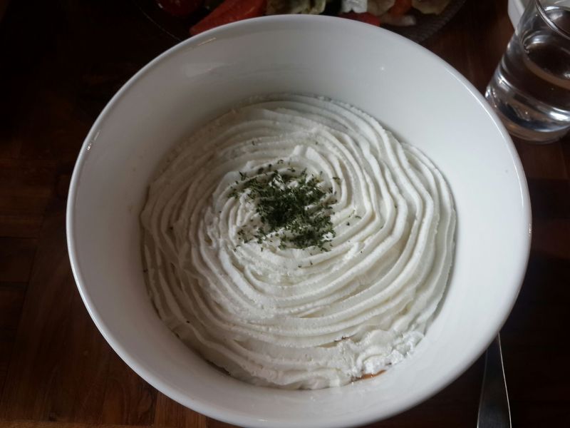 [우동] 크림이 토핑처럼 진짜 위에 올라가는 크림카레우동 | 인스티즈