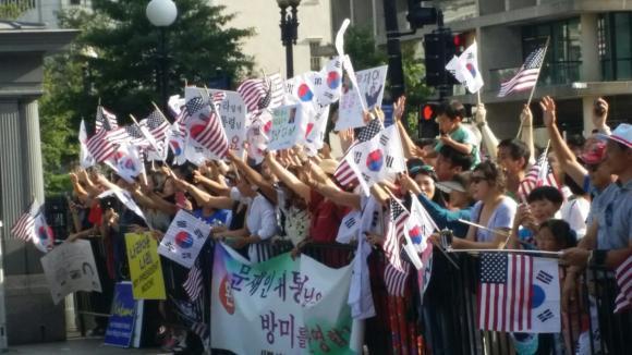 문재인 대통령 현지 직찍 | 인스티즈