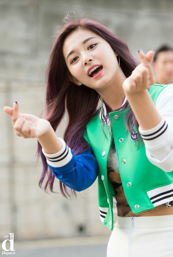 오늘자 트와이스 쯔위 | 인스티즈