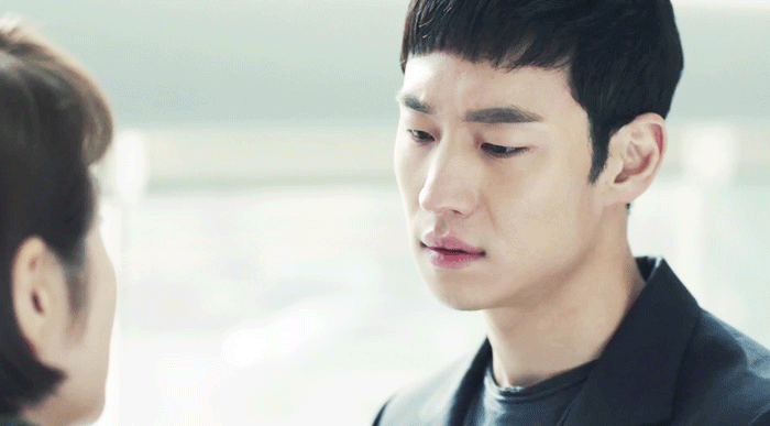 단 몇초짜리 장면인데 시그널 안보는 사람들도 혼란줘버린 이제훈 눈깔낭비 여파 gif | 인스티즈
