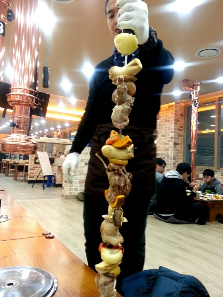 유명식당 이미지