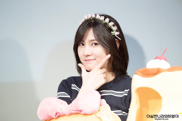 [에이핑크] 잠에서 깨어나는 건 어려운 일이라서 하영이 | 인스티즈