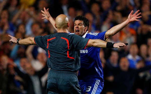  챔피언스리그 역대급 꿀잼 경기중 하나.gif | 인스티즈