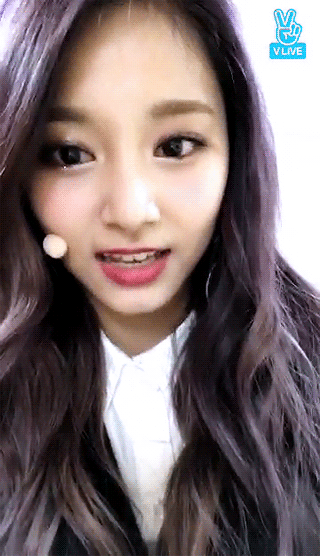 [twice] 오늘 깜짝 개인V앱한 쯔위 움짤.gif | 인스티즈