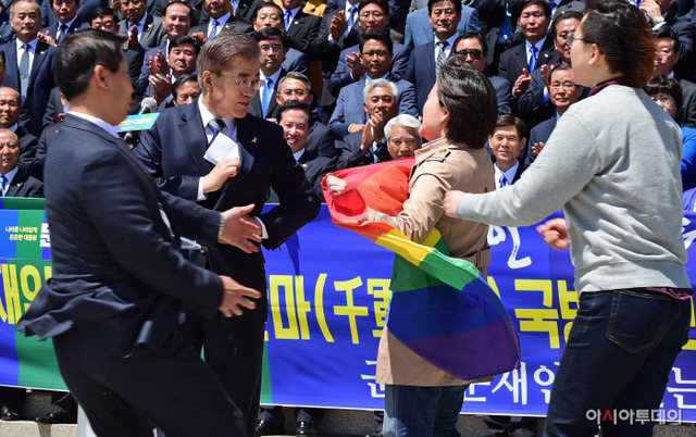 문재인과 성소수자 단체 회원 | 인스티즈