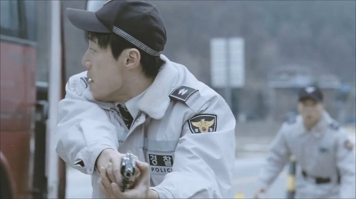 [황해] 영화에서 억울하고 무섭고 짠내터지는 연기 잘 하는 하정우.. | 인스티즈