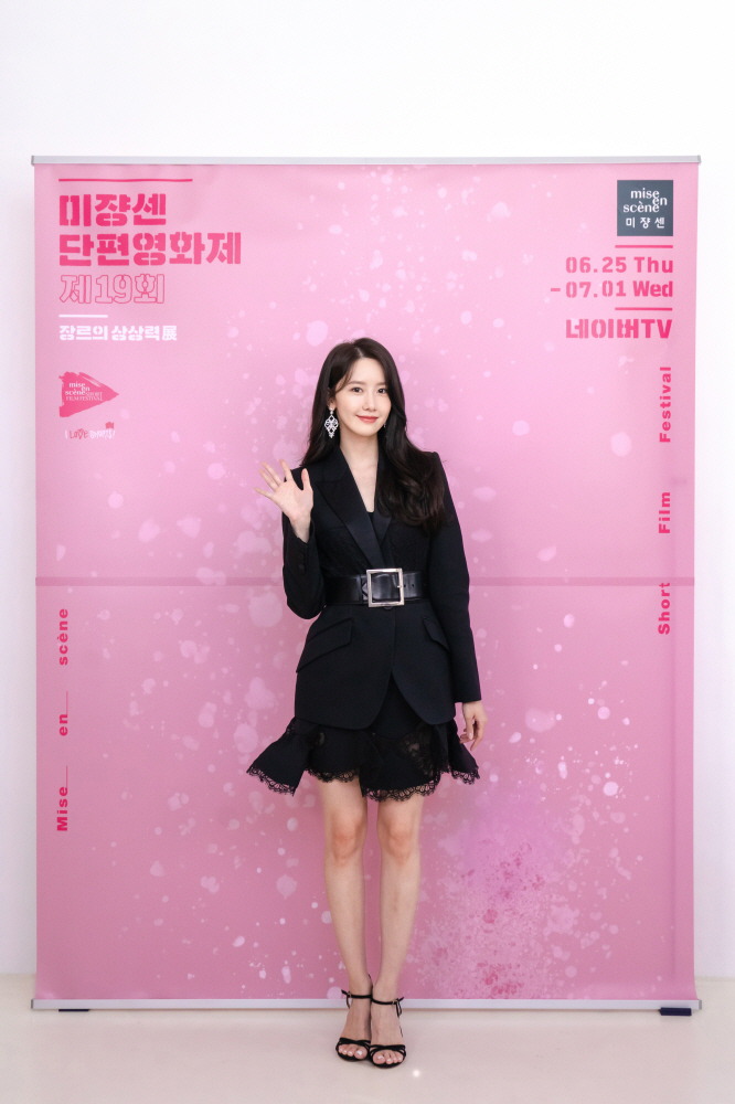 990A4B3B5F065DF21DDF47