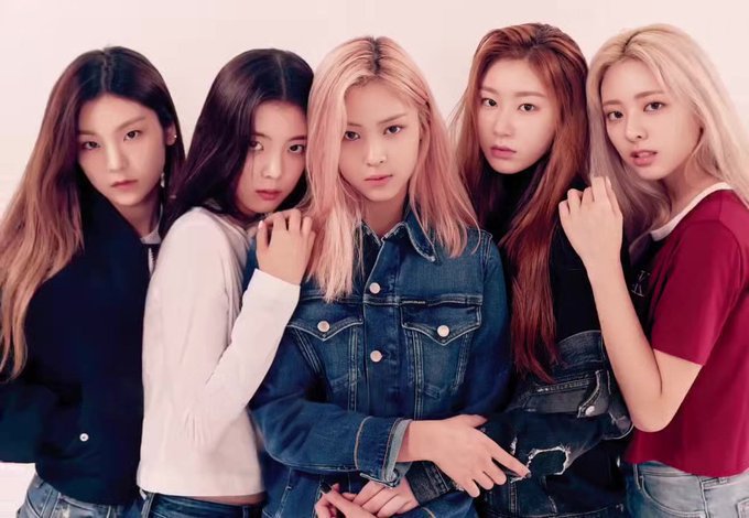 ITZY 나일론 코리아 커버사진 및 움짤 | 인스티즈