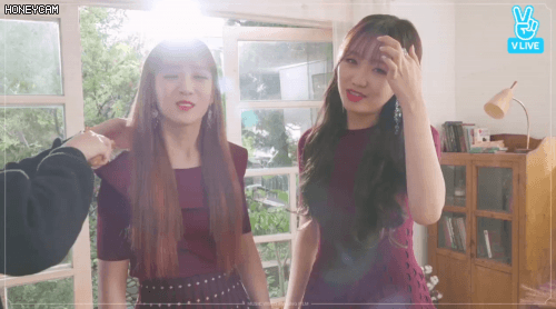 멤버들한테 너무나 사랑(?)받는 러블리즈 지애.gif | 인스티즈