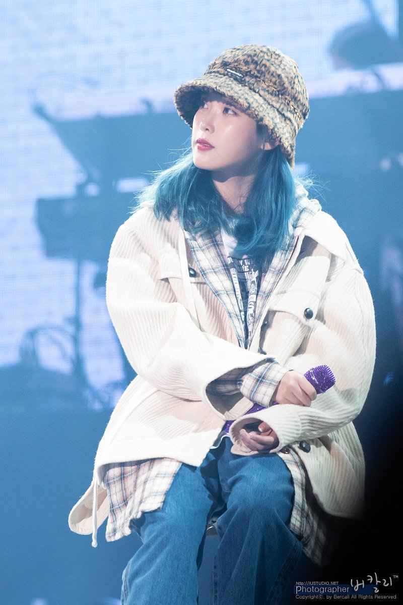 아이유 부산콘서트 아이유.jpg | 인스티즈