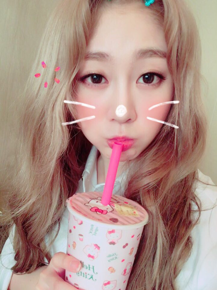 [러블리즈] 학교 친구들과 강릉 여행가기로 해서 지수 | 인스티즈