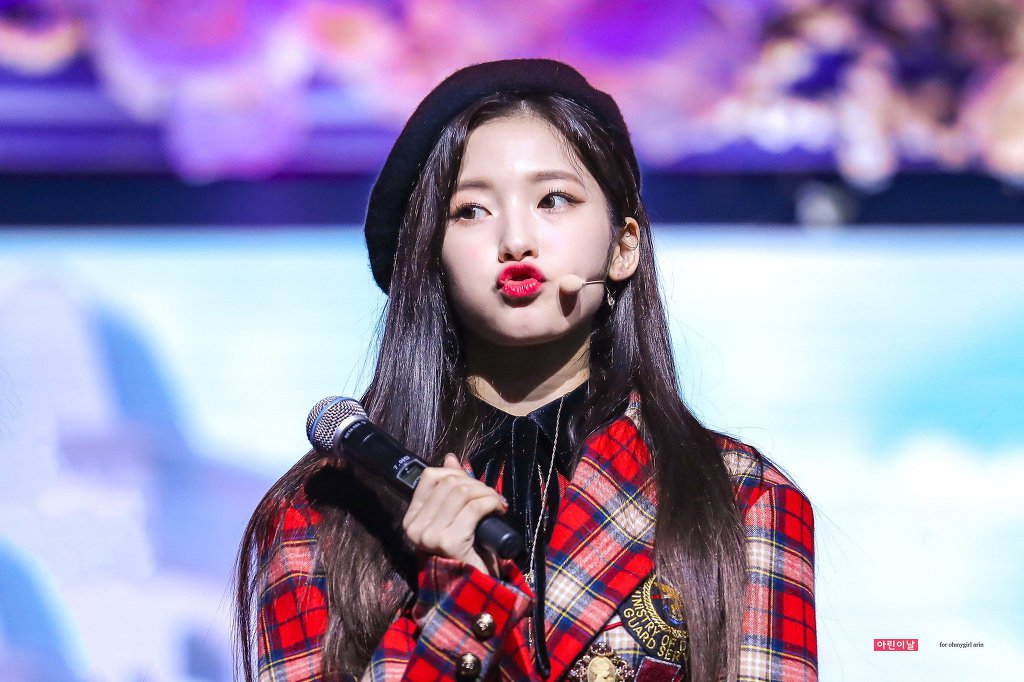 최예원 a.k.a 오마이걸 아린.jpgif | 인스티즈