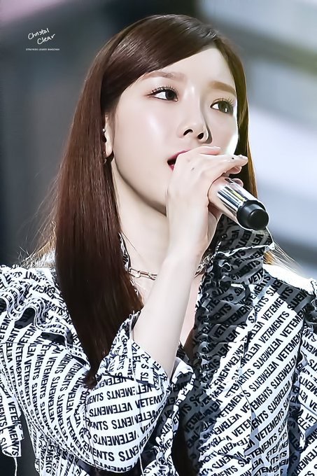 9932193F5E8769510EFBD0