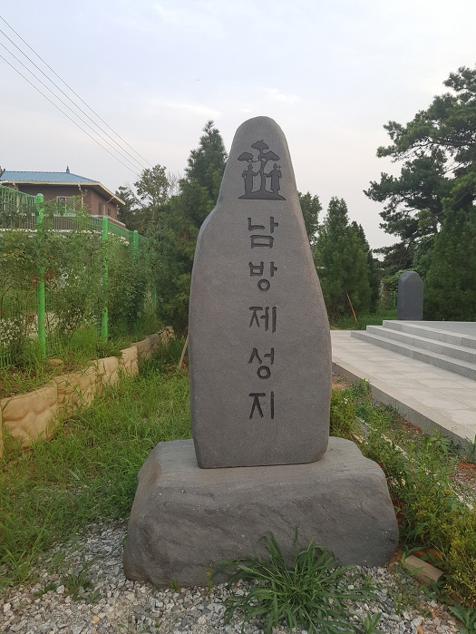신정동성당 이미지