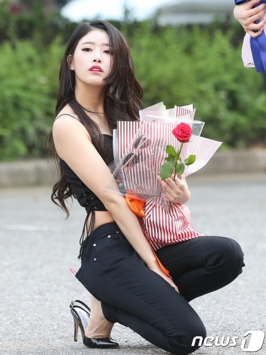 러블리즈 팬들이 금요일이 온 걸 실감하는 방법.jpg | 인스티즈