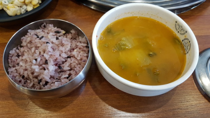 정성식탁 이미지