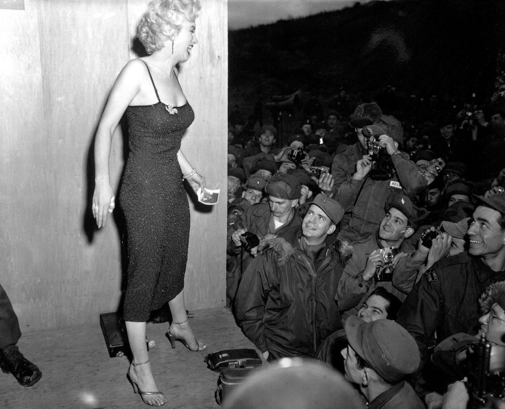 1954년2월 마릴린 먼로 한국공연 | 인스티즈