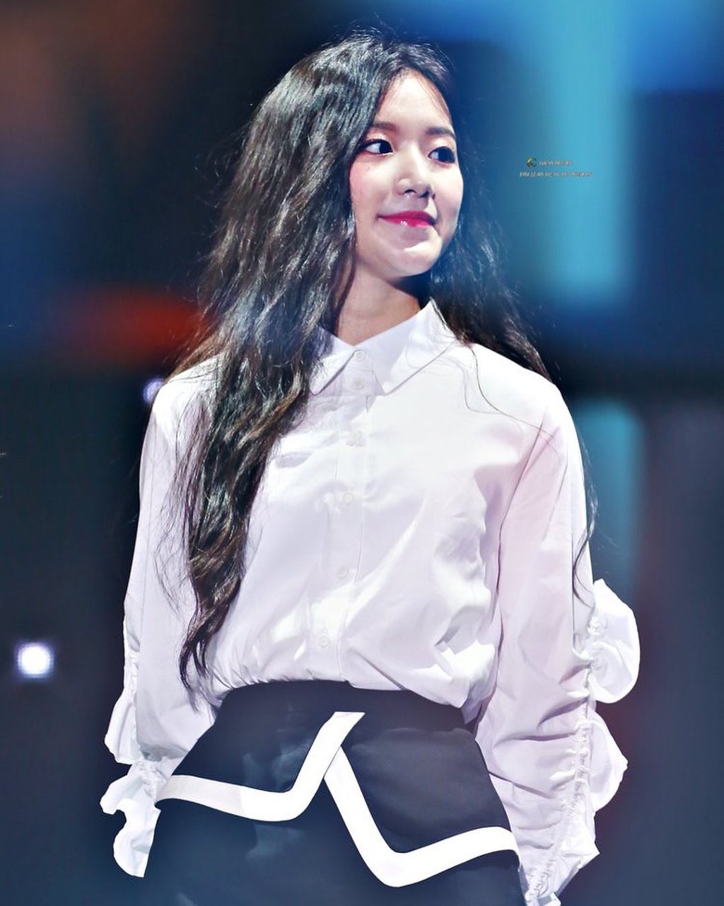 새하얀 여자아이들 슈화.jpgif | 인스티즈