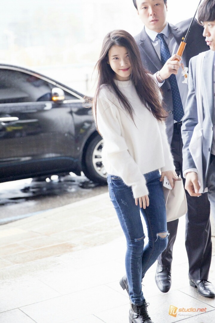 아이유 9주년 ㅊㅋ.jpgif | 인스티즈