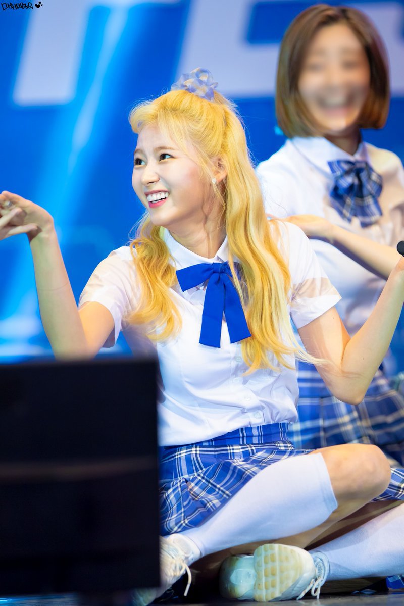 사나는 예쁘다.jpgif | 인스티즈