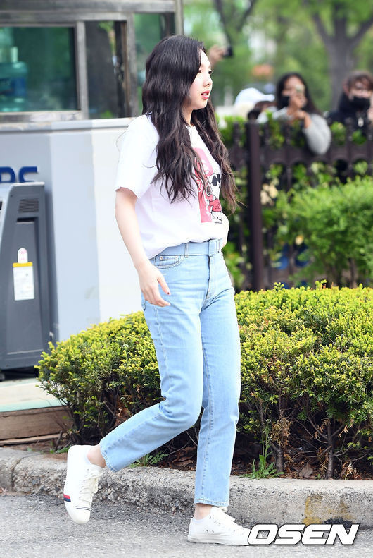트와이스 나연 사복 | 인스티즈